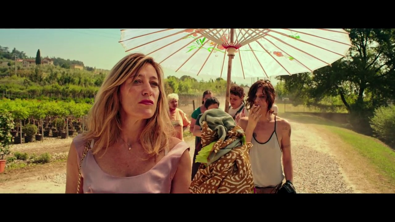 Locas de alegría (La pazza gioia)